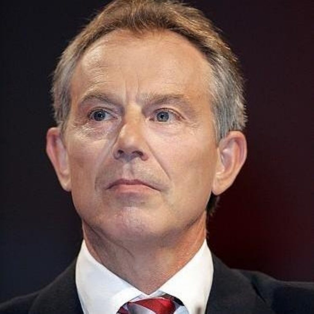 Blair becomes Labour donor