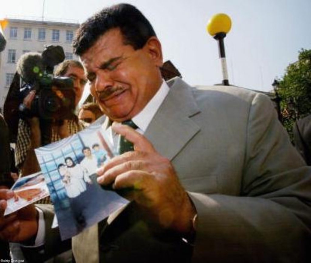 Baha Mousa's father, Daoud Moussa, at the high court in 2004