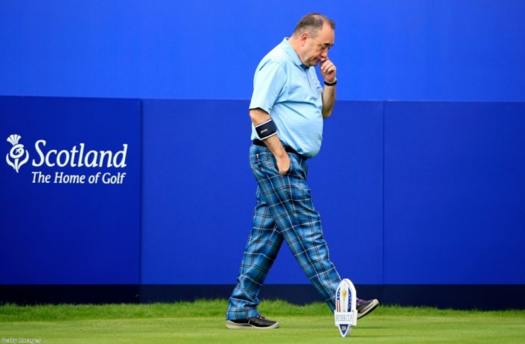 Life - and golf - goes on for Alex Salmond after the Scottish independence referendum 