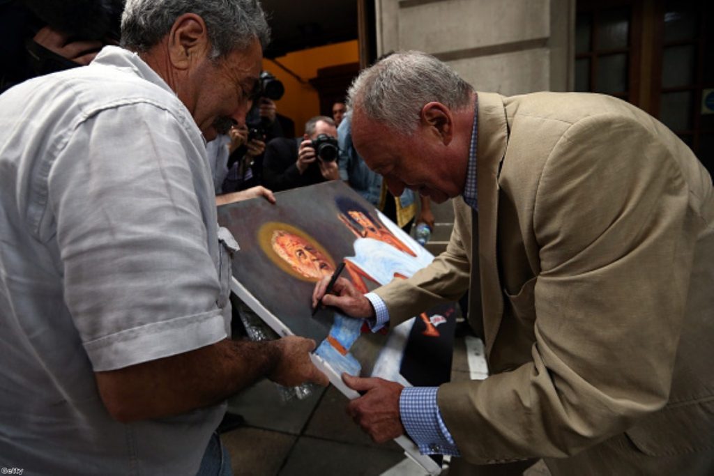 Ken Livingstone signing up to Team Corbyn 