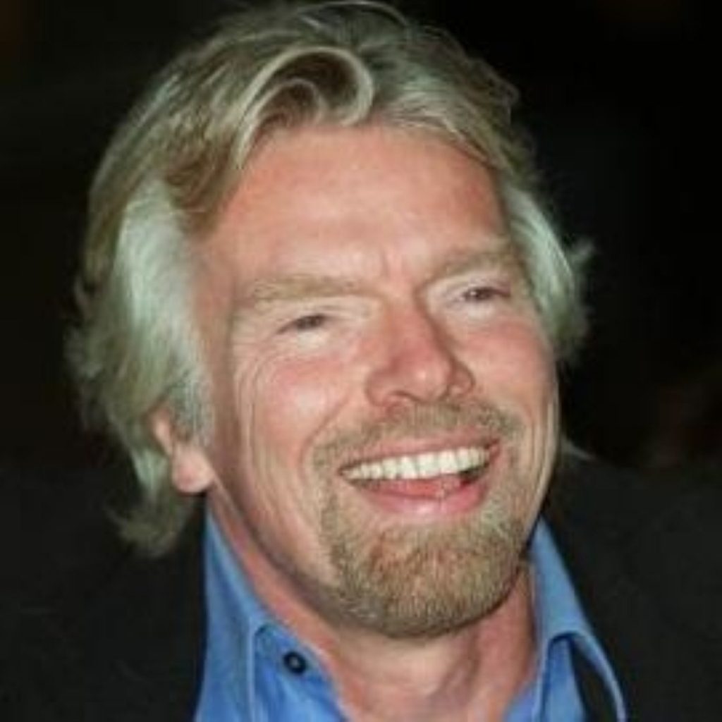 Branson to make round the world flight attempt