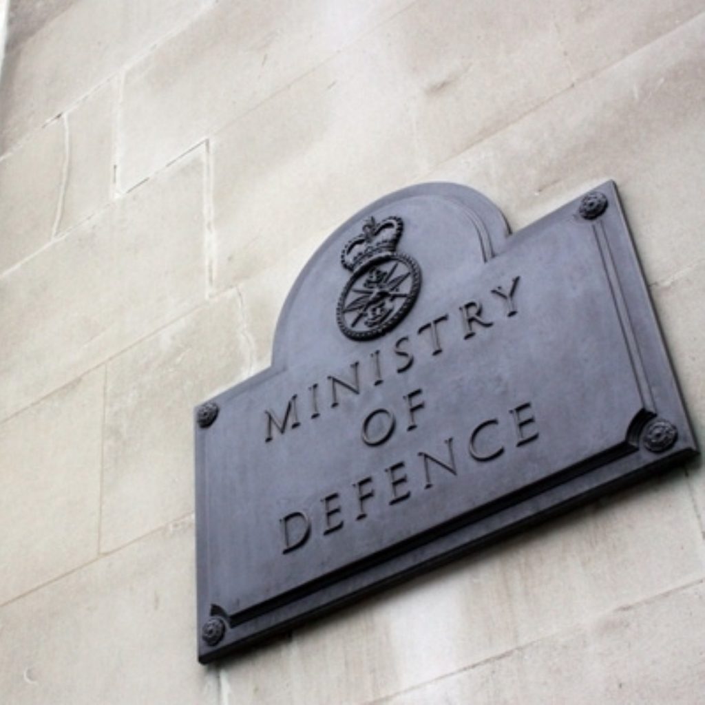 MoD under fire over bonuses