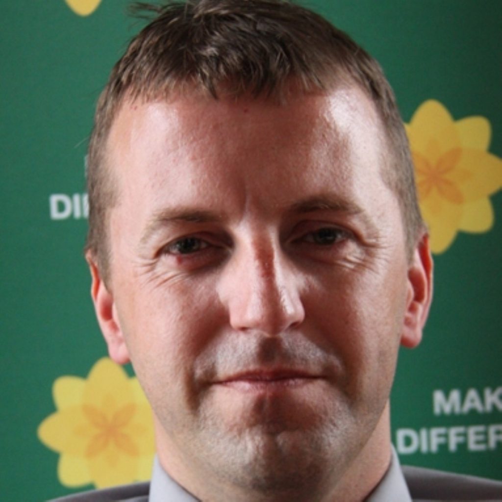 Plaid Cymru Treasury spokesperson Jonathan Edwards comments on Autumn statement 2011 