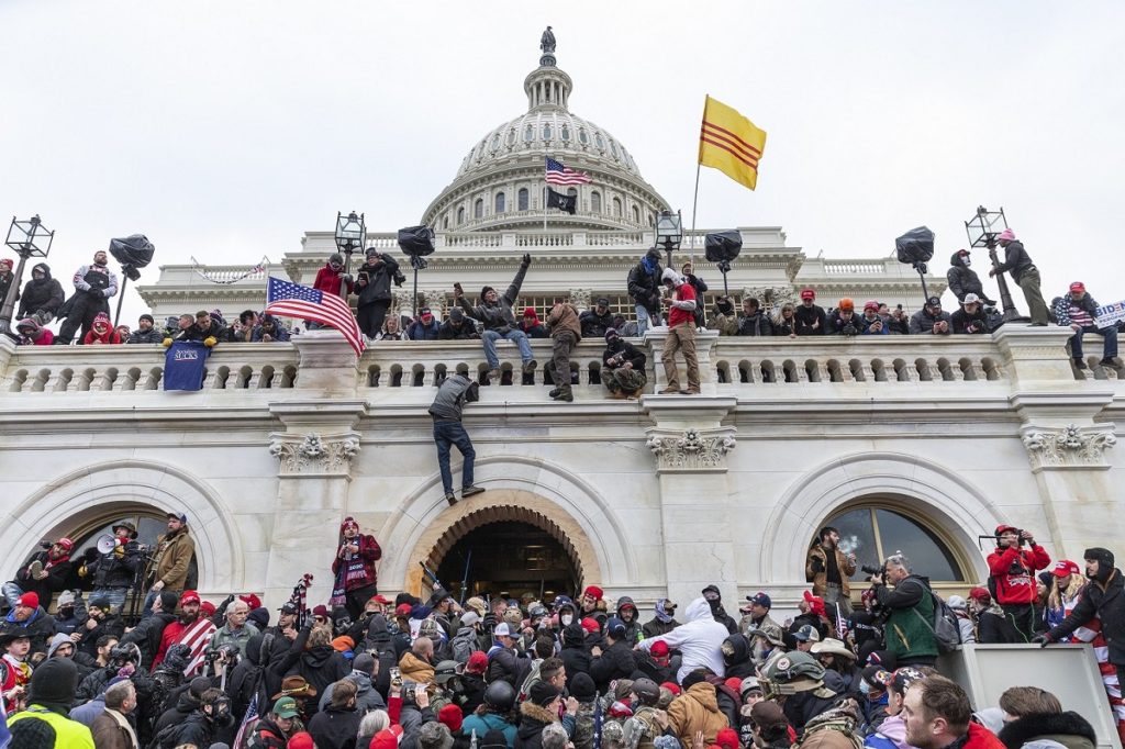 NY: Pro-Trump riot in Washington DC